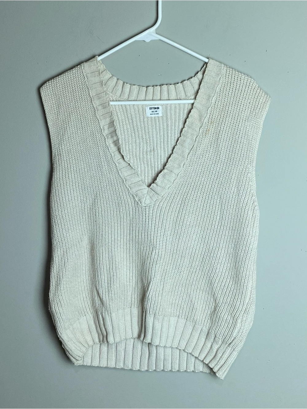 Cotton On Cream V-Neck Knit Sweater Vest